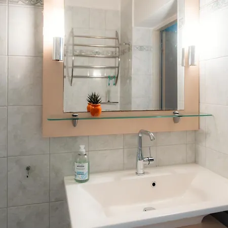 Apartment Spacious 3 Bedroom With Balcony Klagenfurt am Wörthersee