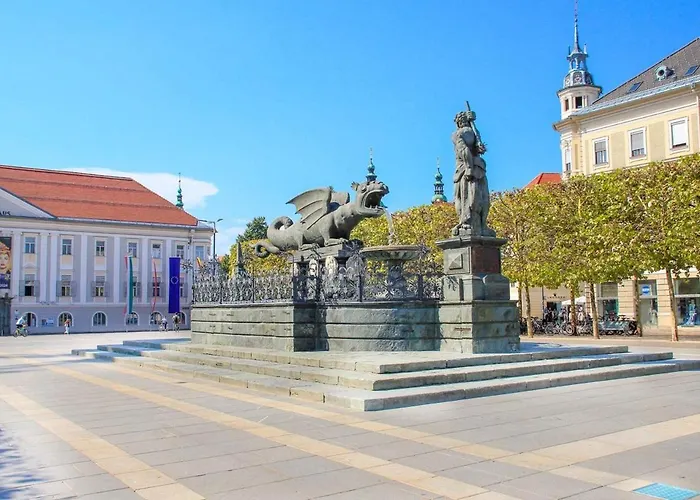 Spacious 3 Bedroom With Balcony * Klagenfurt am Woerthersee